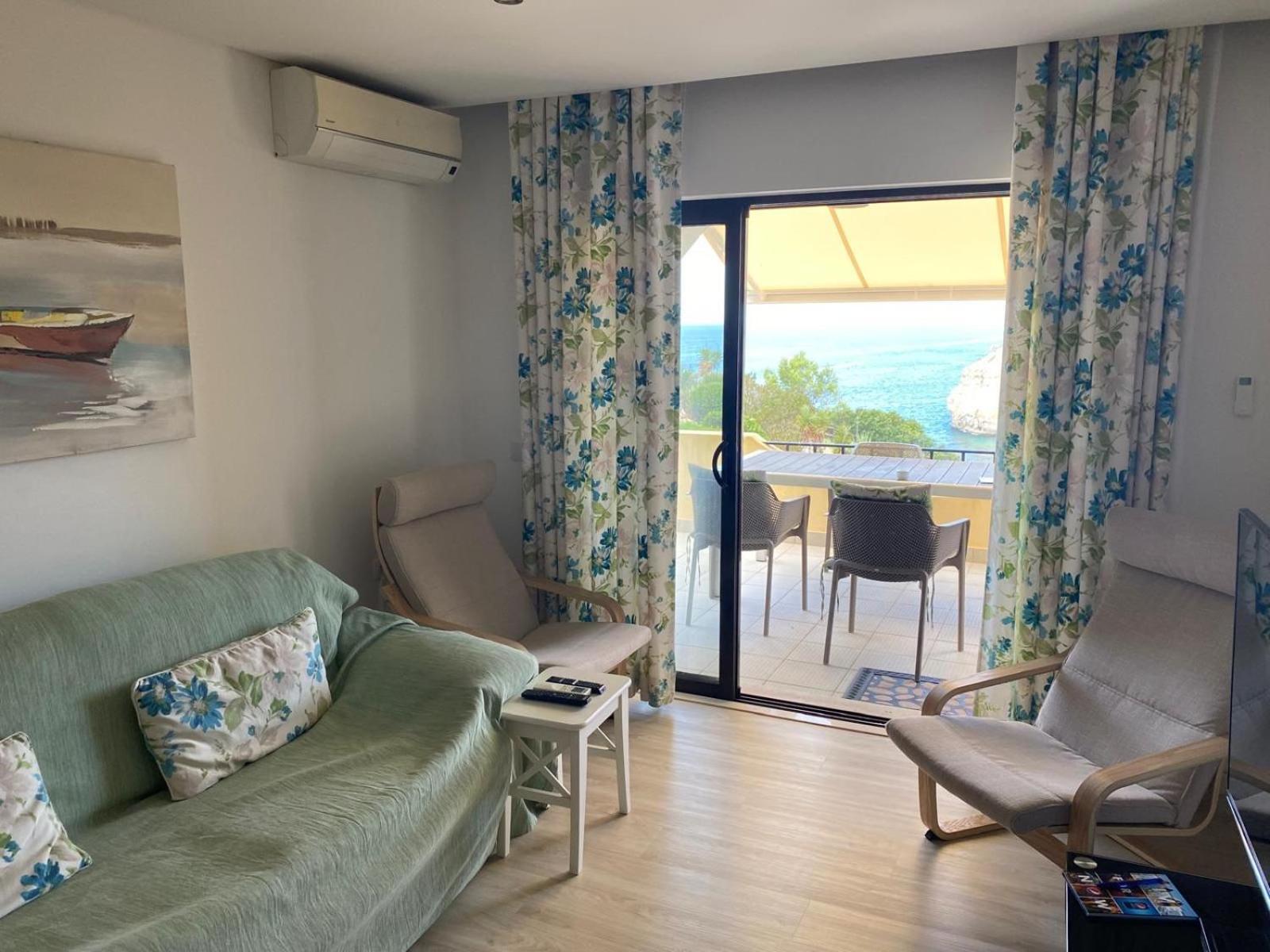 Os Reais - Apt In Front Of The Beach In Centeanes カルヴォエイロ エクステリア 写真